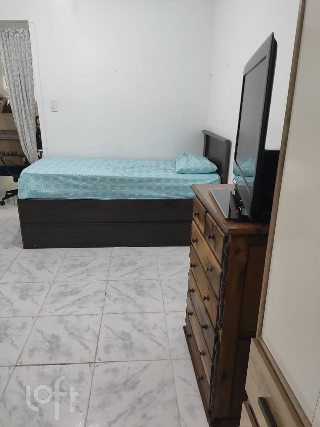 Apartamento à venda com 1 quarto, 34m² - Foto 2