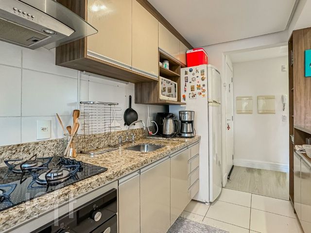 Apartamento com 58m², 2 dormitórios, 1 suíte, 1 vaga, Cristo Redentor em Porto Alegre