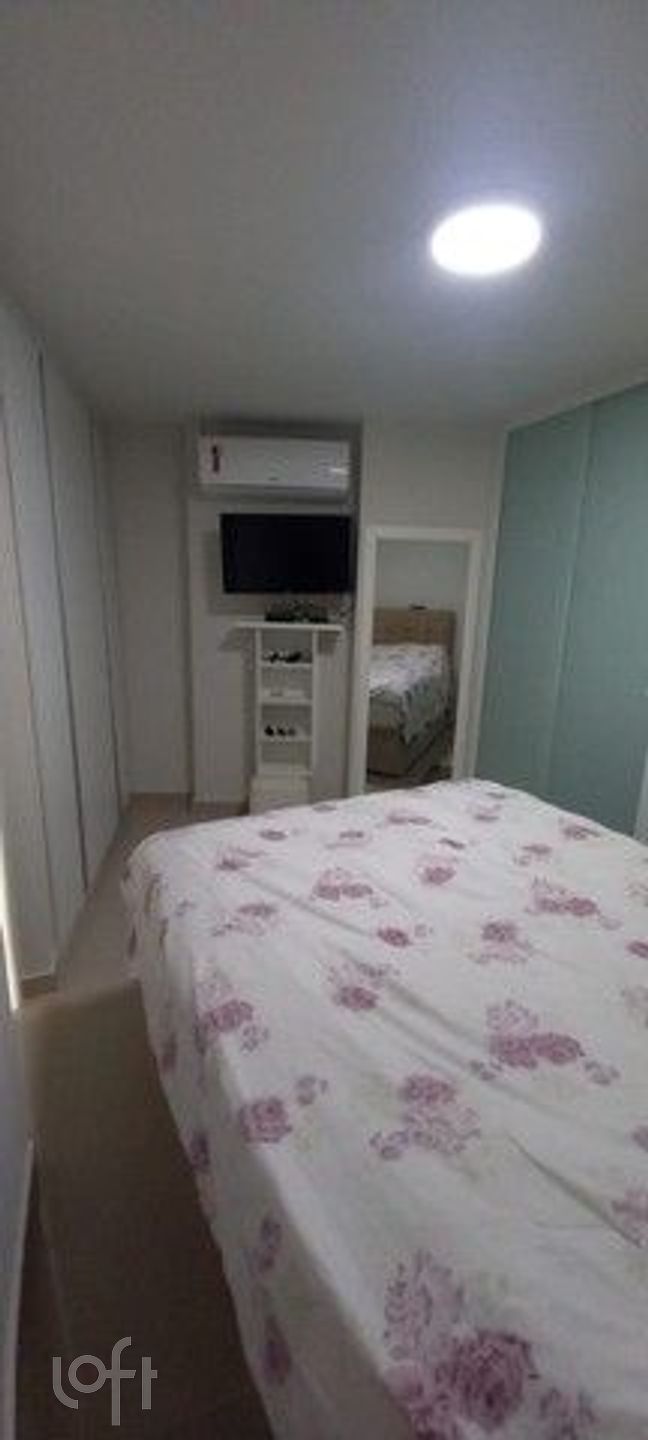 Apartamento à venda com 2 quartos, 76m² - Foto 10