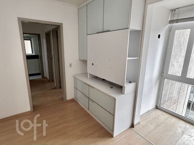 Apartamento com 70m², 2 dormitórios, 1 vaga, Cidade Baixa em Porto Alegre