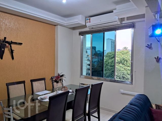 Apartamento com 108m², 3 dormitórios, Floresta em Porto Alegre