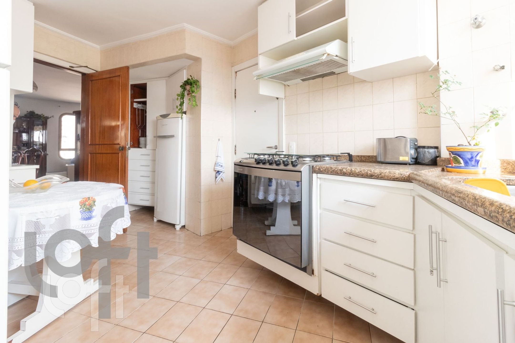 Apartamento à venda com 3 quartos, 118m² - Foto 24