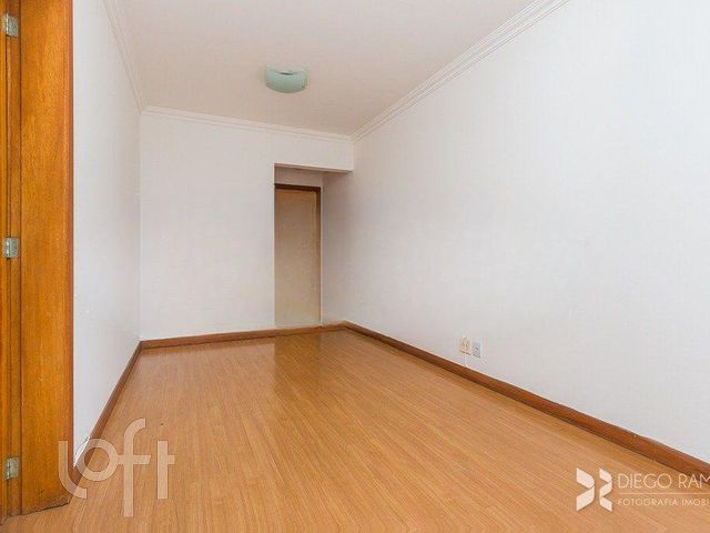 Apartamento com 73m², 3 dormitórios, 1 suíte, 1 vaga, Boa Vista em Porto Alegre