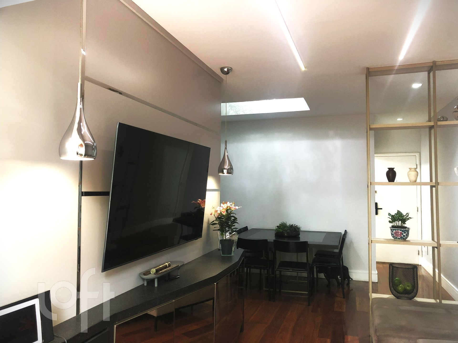 Apartamento à venda com 3 quartos, 113m² - Foto 2