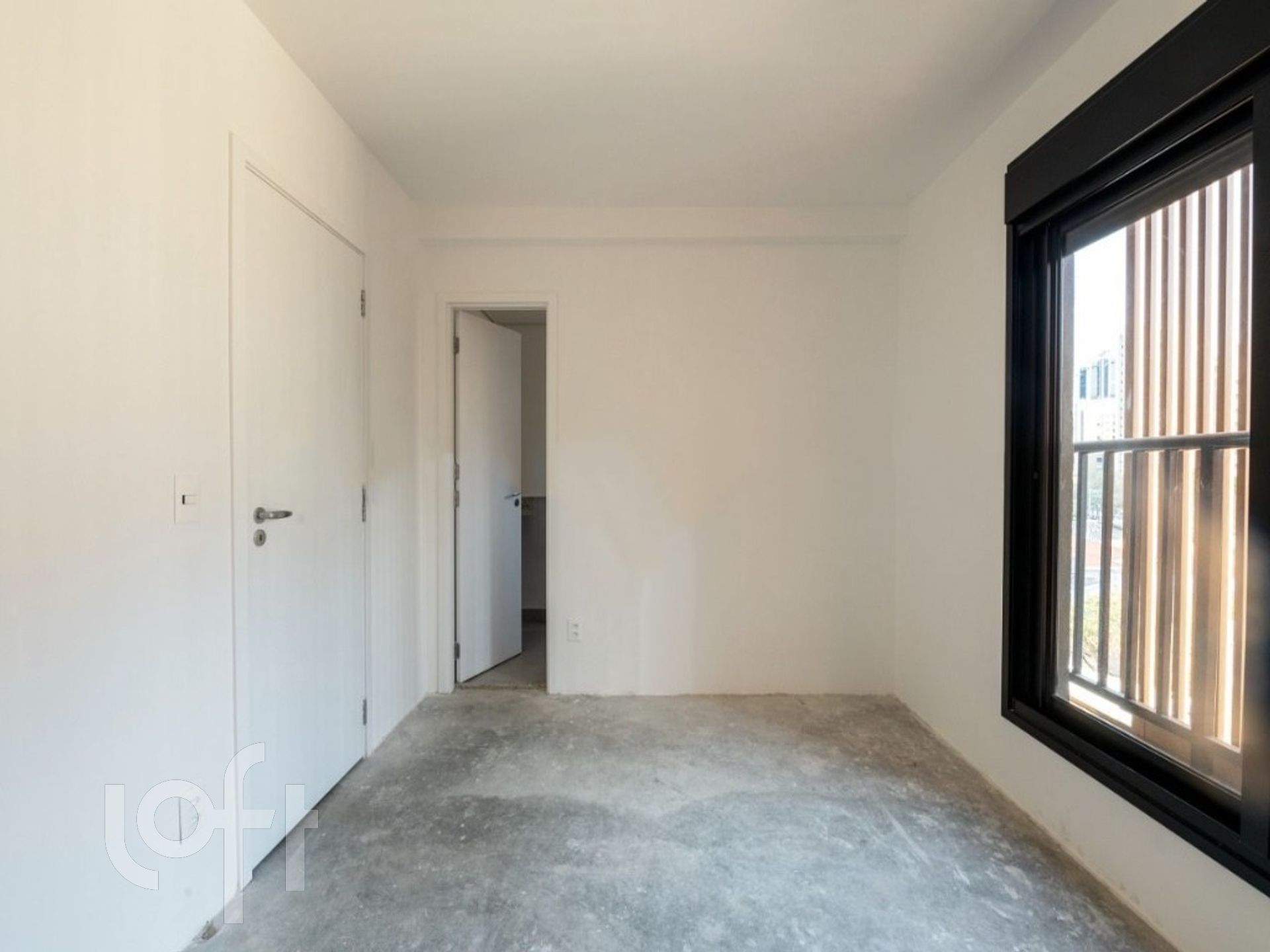 Apartamento à venda com 3 quartos, 189m² - Foto 4