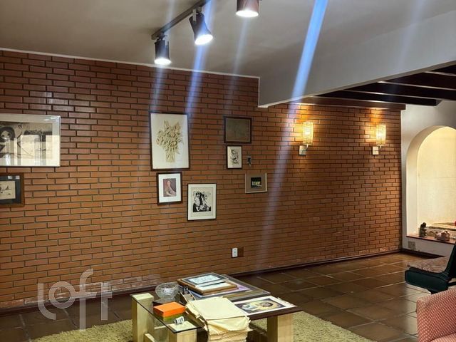 Apartamento com 143m², 3 dormitórios, 1 suíte, Bom Fim em Porto Alegre