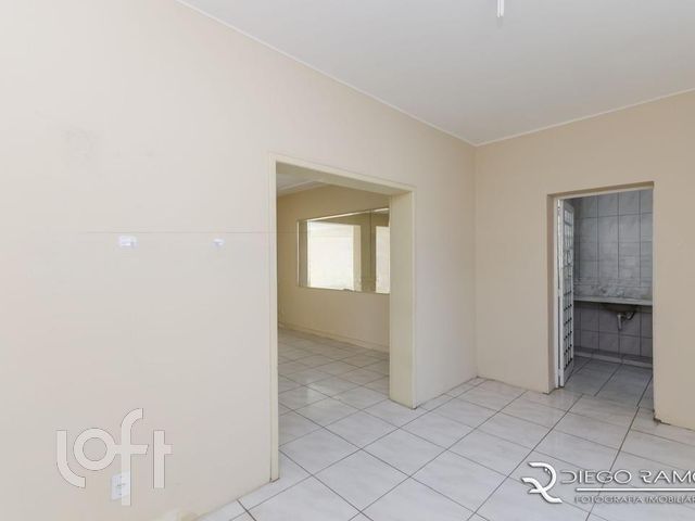Casa com 544m², 4 dormitórios, 10 vagas, Petrópolis em Porto Alegre