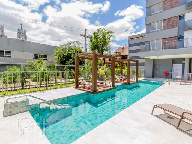 Apartamento com 42m², 1 dormitório, 1 suíte, 1 vaga, Floresta em Porto Alegre