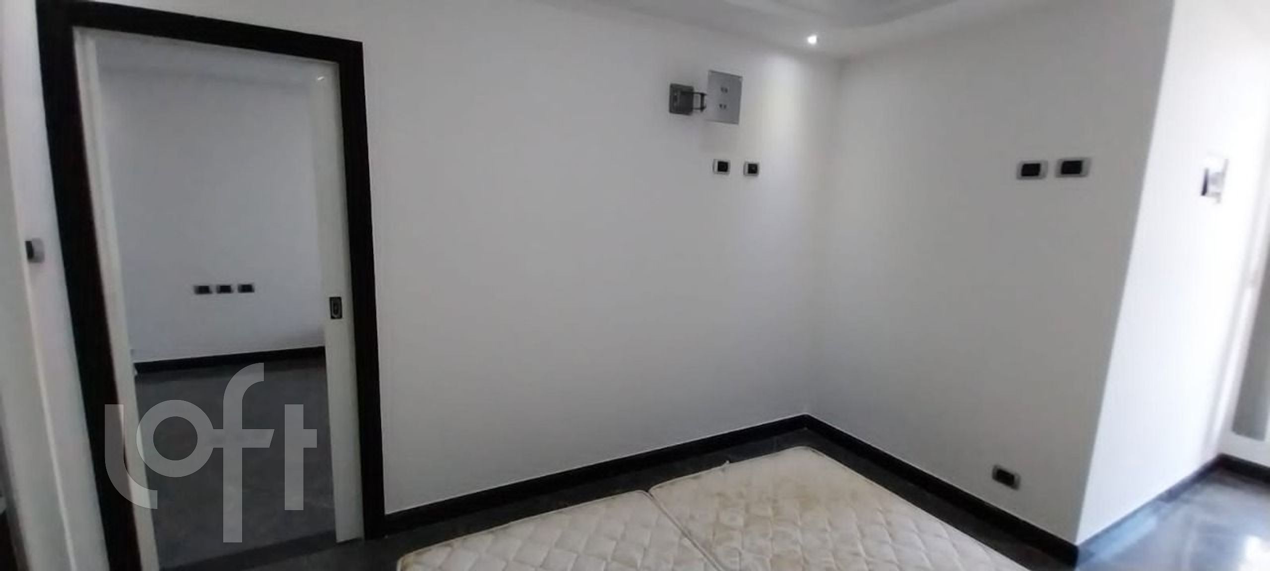 Apartamento à venda com 2 quartos, 77m² - Foto 6