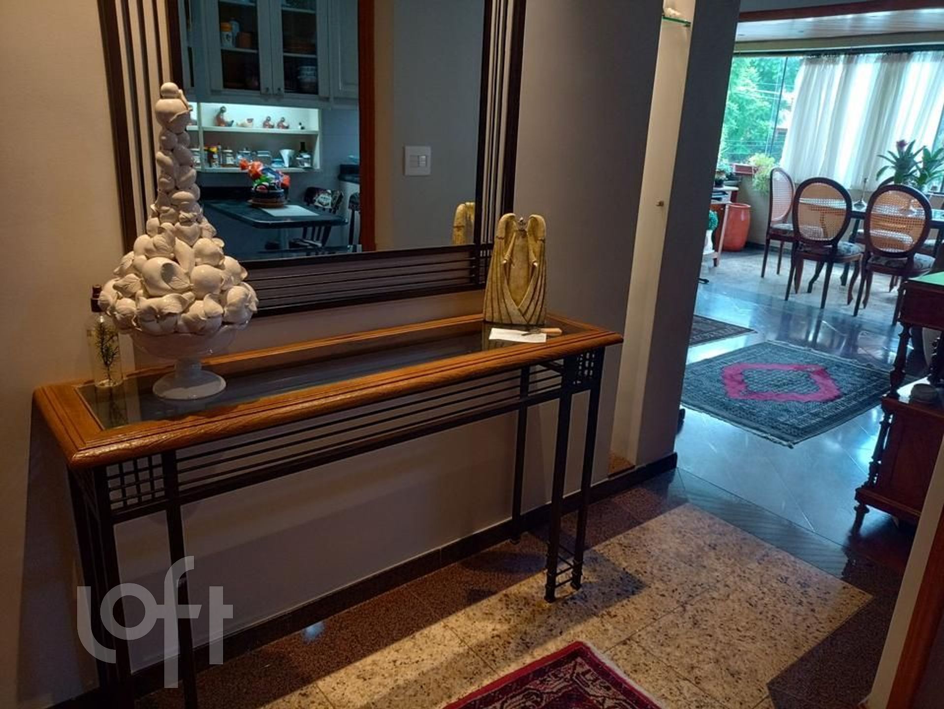 Apartamento com 136m², 3 dormitórios, 1 suíte, 2 vagas, Petrópolis em Porto Alegre