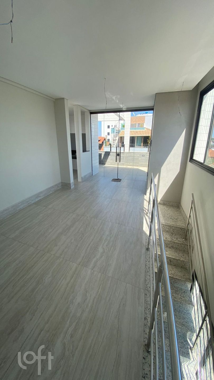 Apartamento à venda com 4 quartos, 156m² - Foto 3