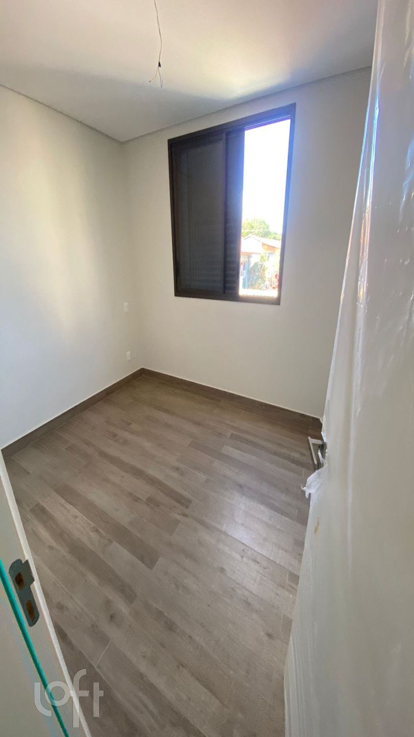 Apartamento à venda com 4 quartos, 156m² - Foto 13