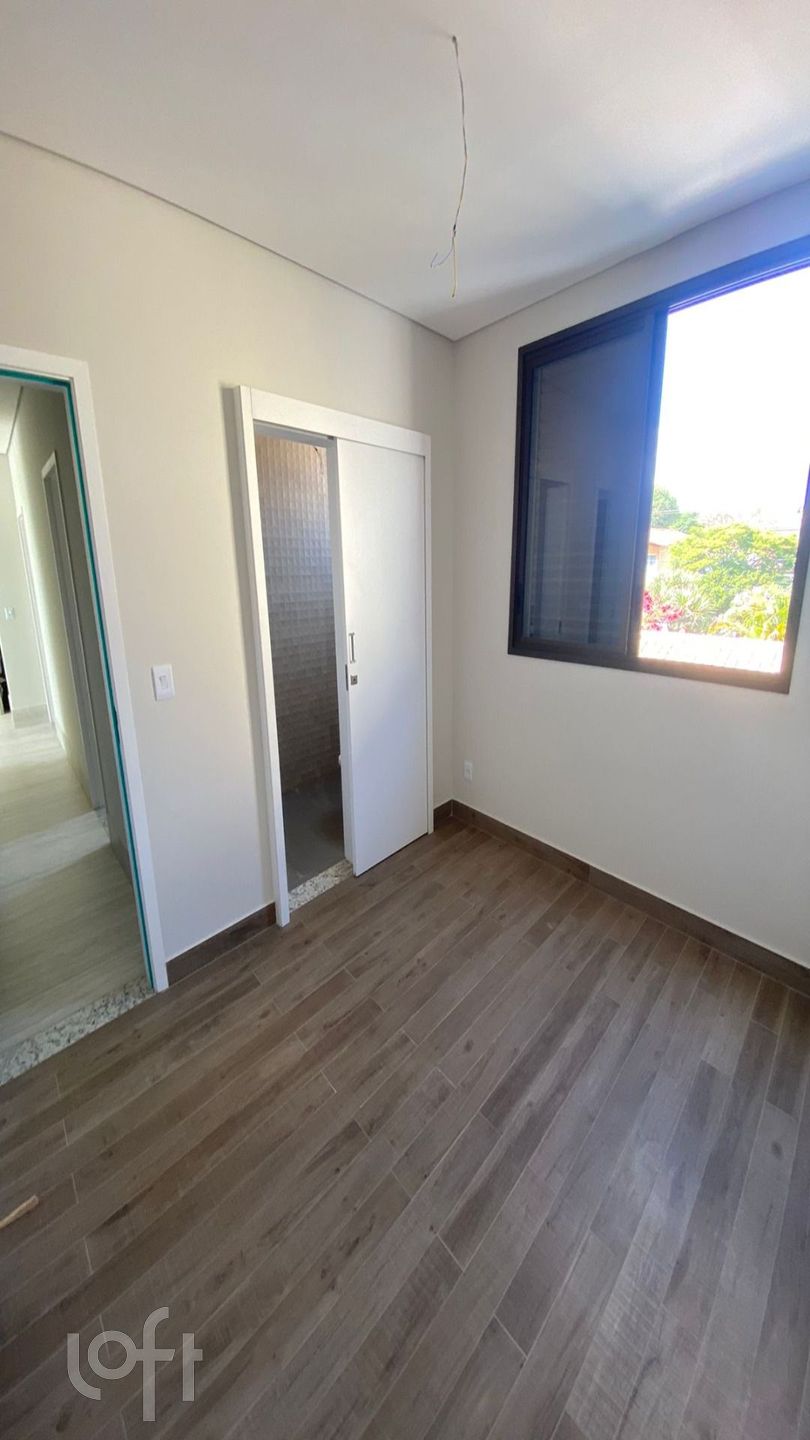 Apartamento à venda com 4 quartos, 156m² - Foto 17