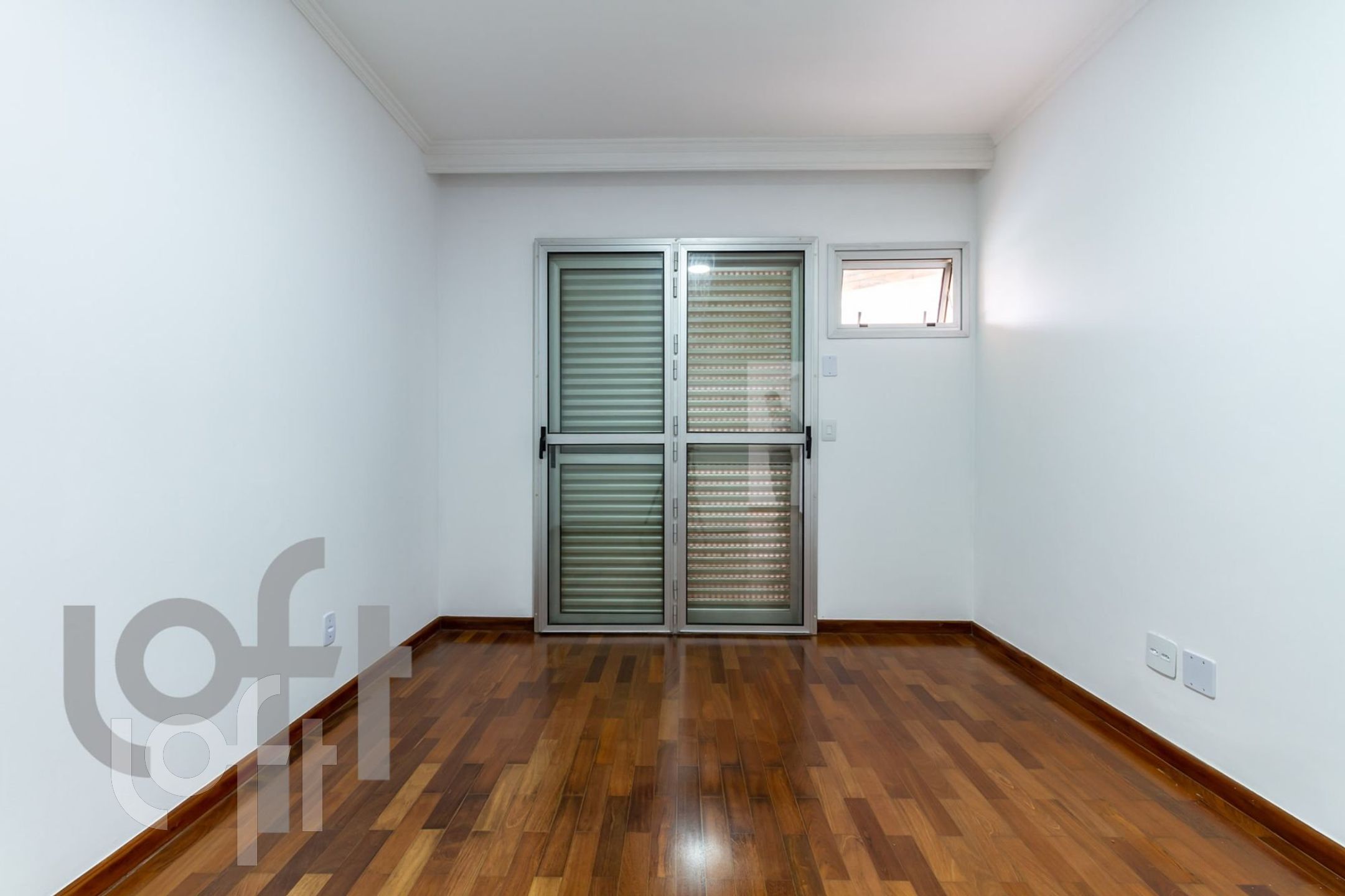 Apartamento à venda com 4 quartos, 180m² - Foto 11