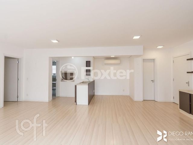 Apartamento com 159m², 4 dormitórios, 4 suítes, 3 vagas, Menino Deus em Porto Alegre