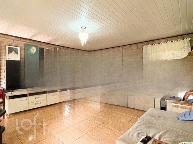 Casa com 215m², 3 dormitórios, 1 suíte, 5 vagas, Cristo Redentor em Porto Alegre