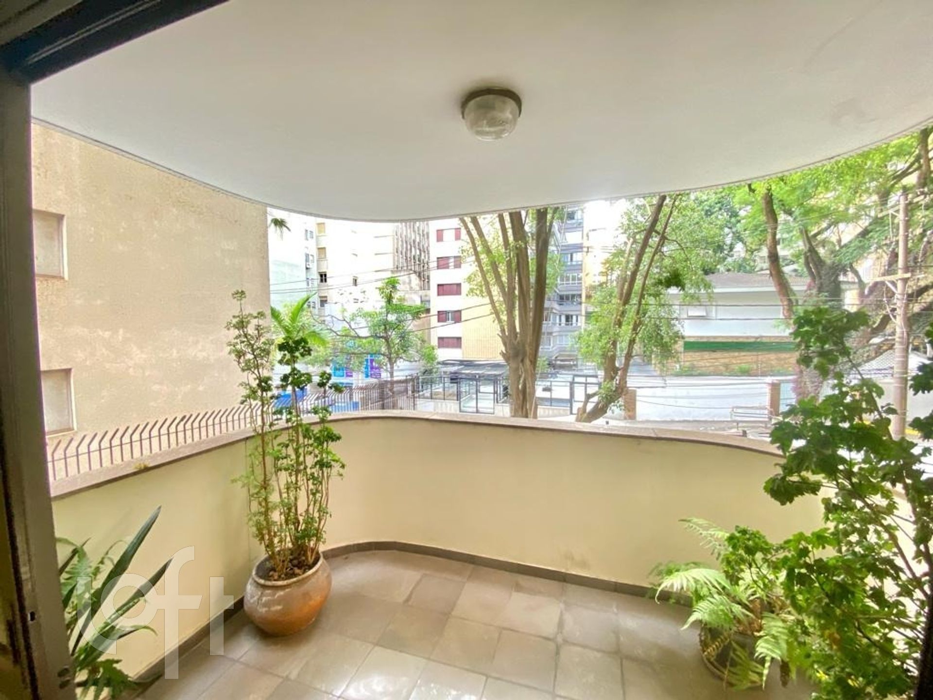 Apartamento à venda com 4 quartos, 250m² - Foto 12