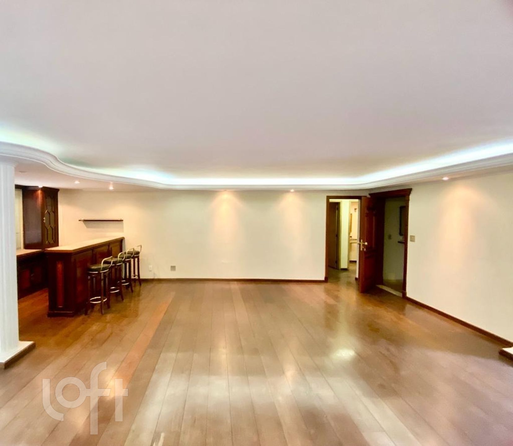 Apartamento à venda com 4 quartos, 250m² - Foto 8