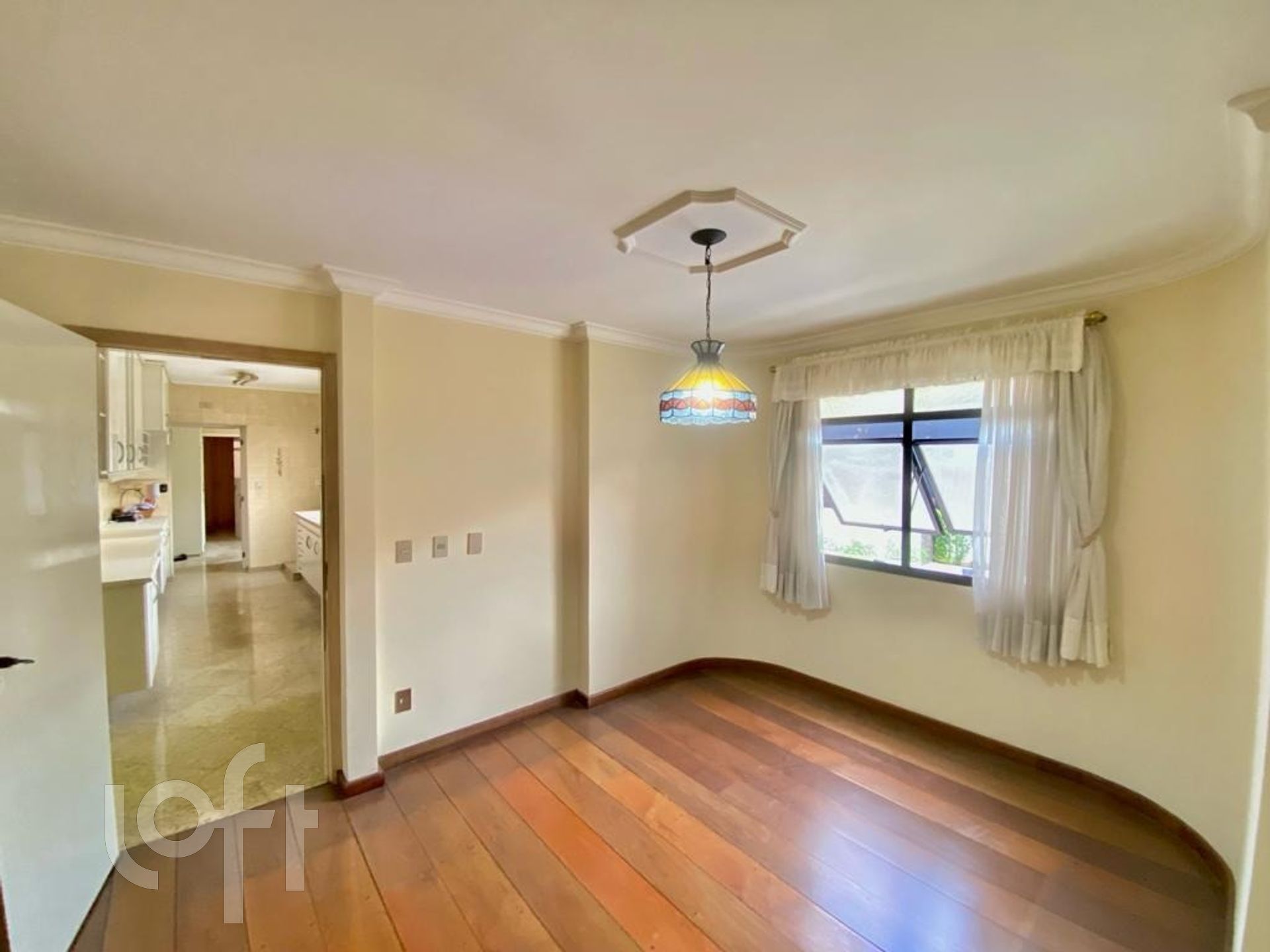 Apartamento à venda com 4 quartos, 250m² - Foto 11