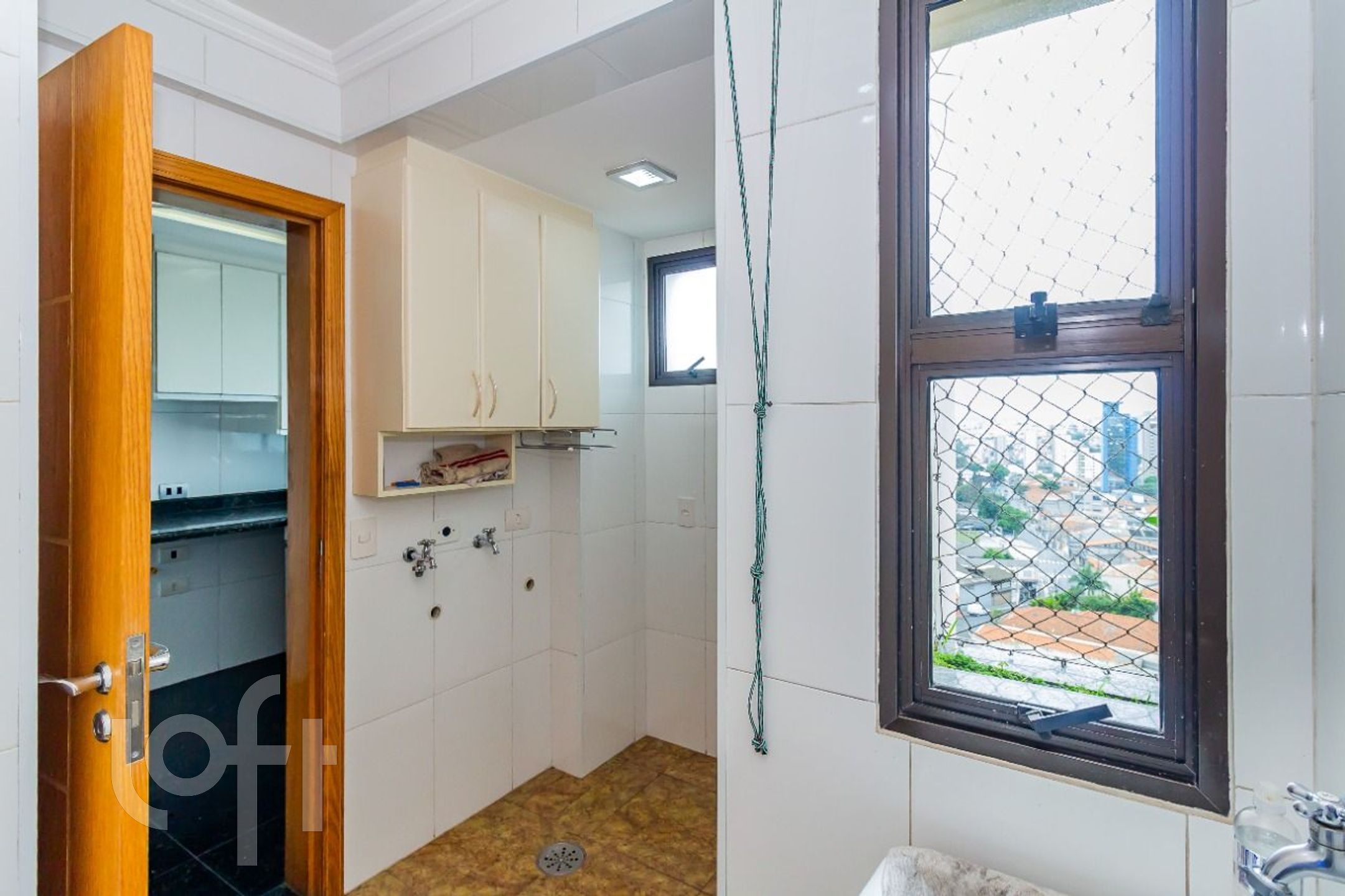 Apartamento à venda com 3 quartos, 192m² - Foto 17