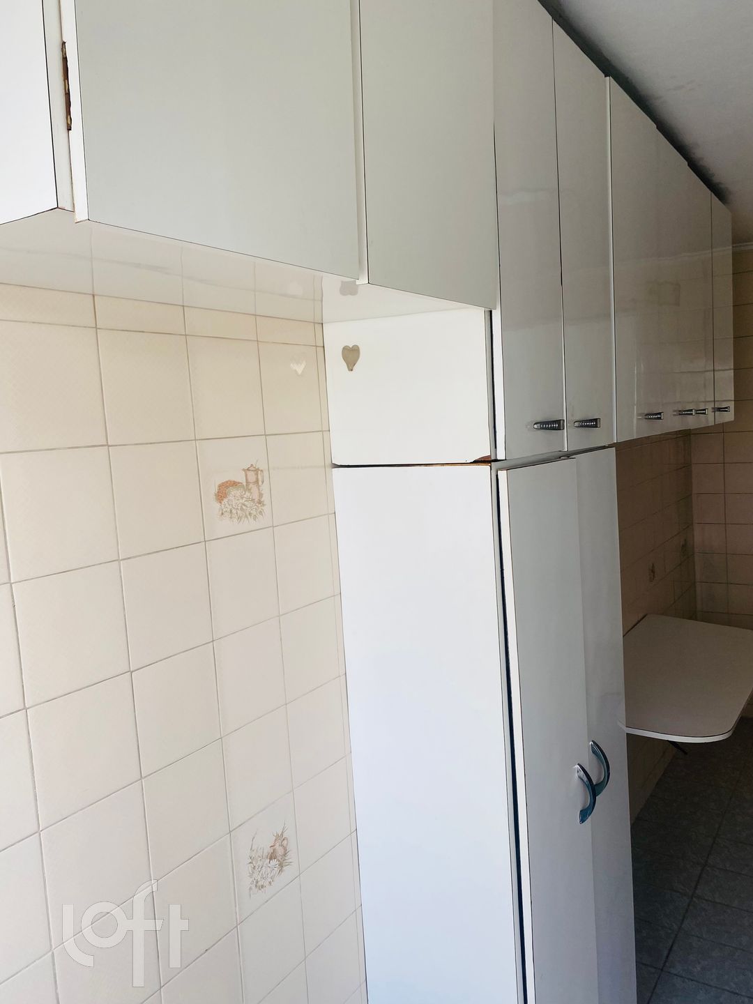 Apartamento à venda com 2 quartos, 60m² - Foto 2