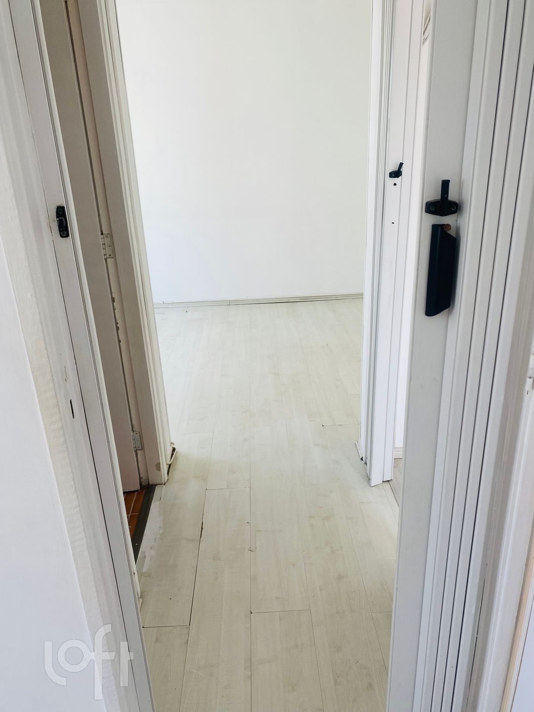 Apartamento à venda com 2 quartos, 60m² - Foto 4