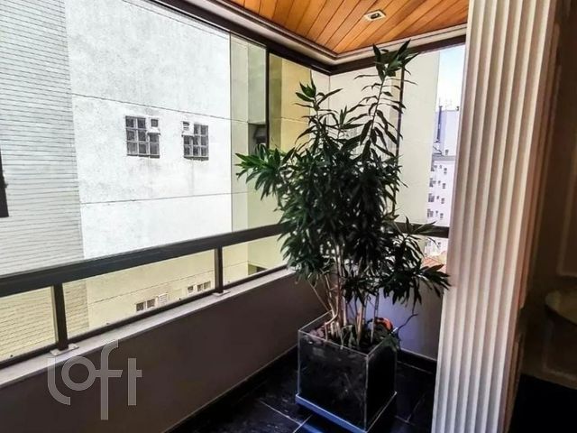 Apartamento com 132m², 3 dormitórios, 1 suíte, 2 vagas, Auxiliadora em Porto Alegre