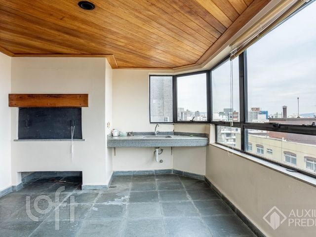 Apartamento com 133m², 3 dormitórios, 2 suítes, 2 vagas, Bela Vista em Porto Alegre