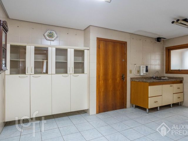 Apartamento com 133m², 3 dormitórios, 2 suítes, 2 vagas, Bela Vista em Porto Alegre