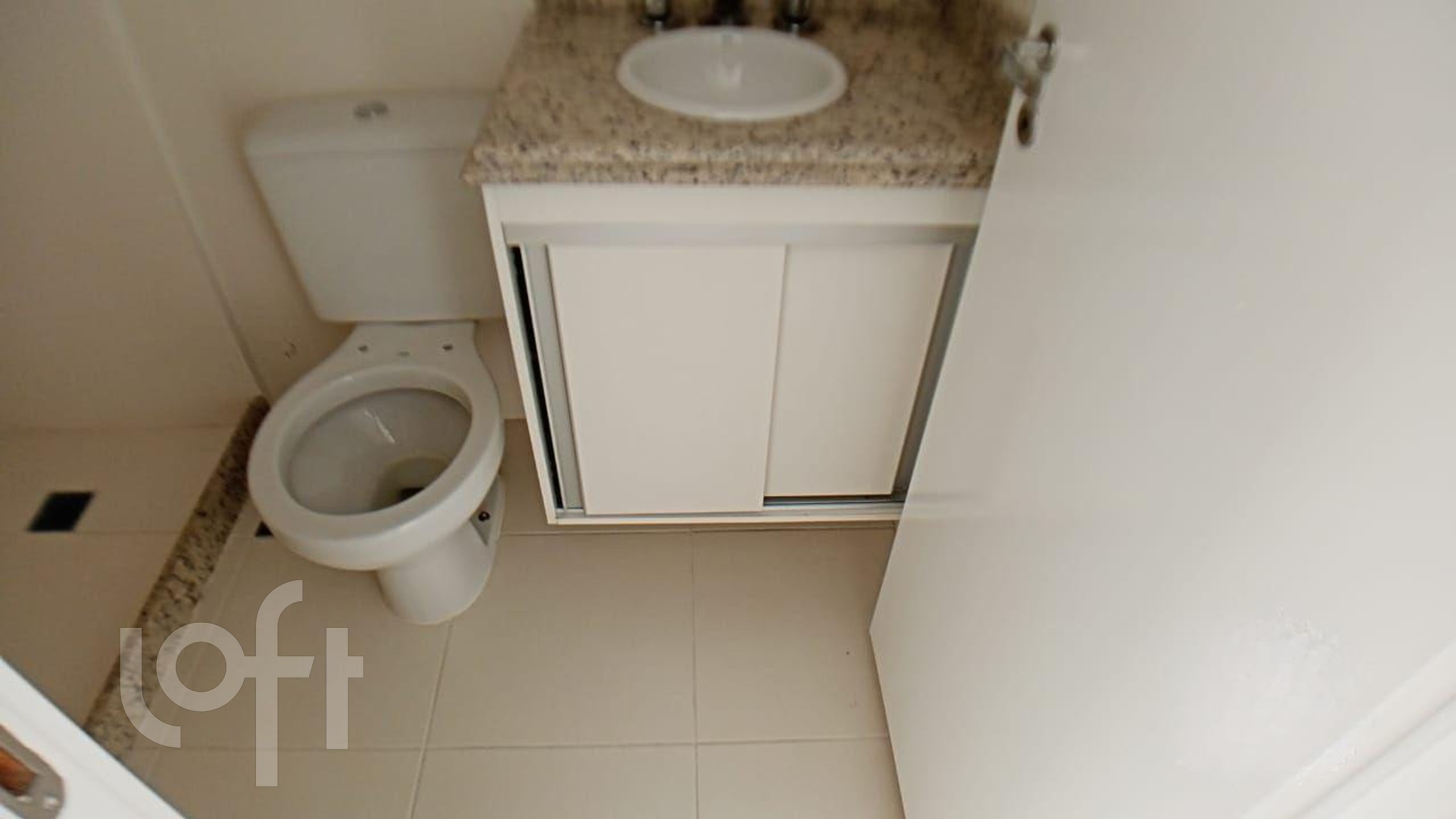 Apartamento à venda com 3 quartos, 97m² - Foto 17