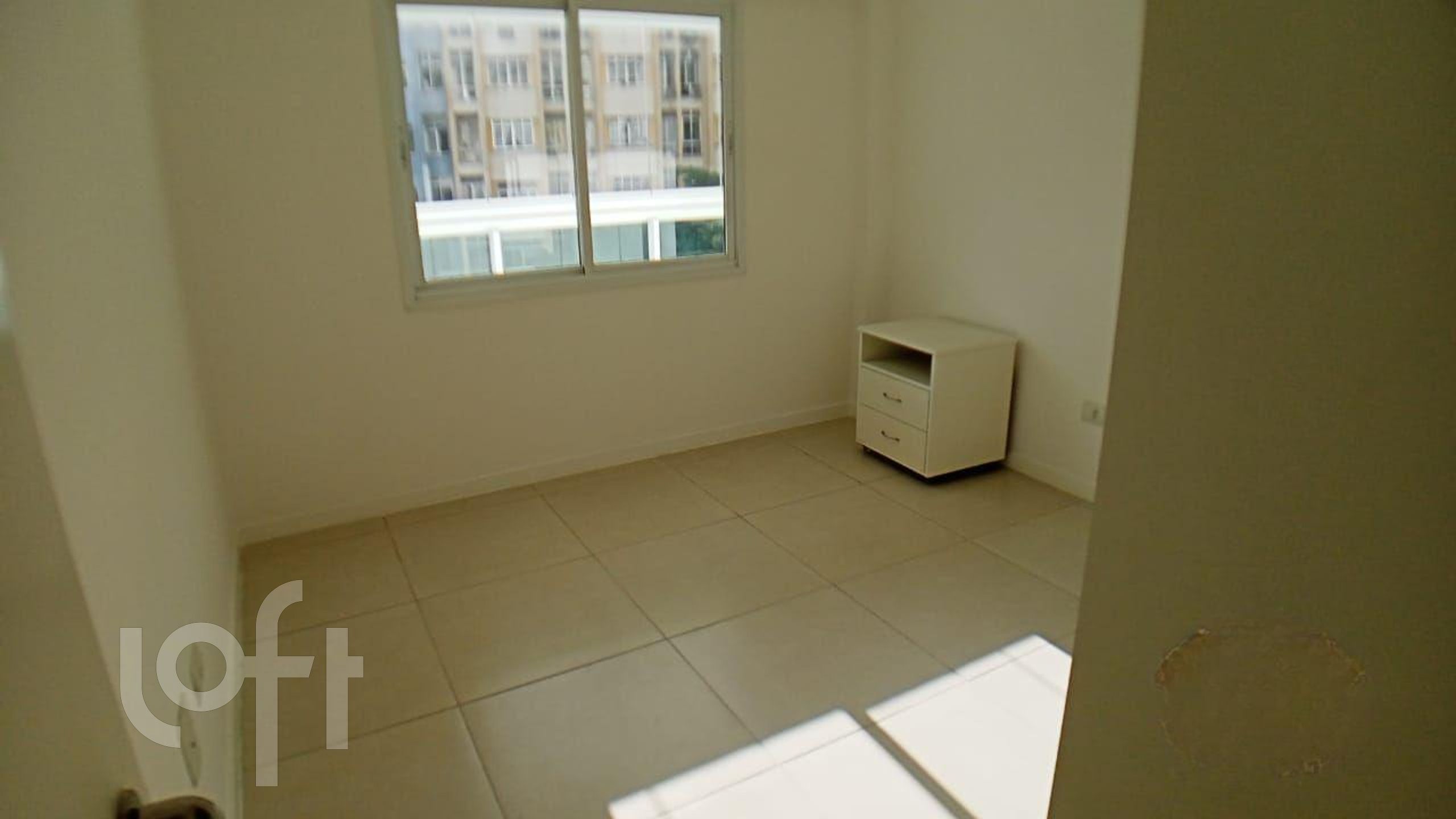 Apartamento à venda com 3 quartos, 97m² - Foto 16