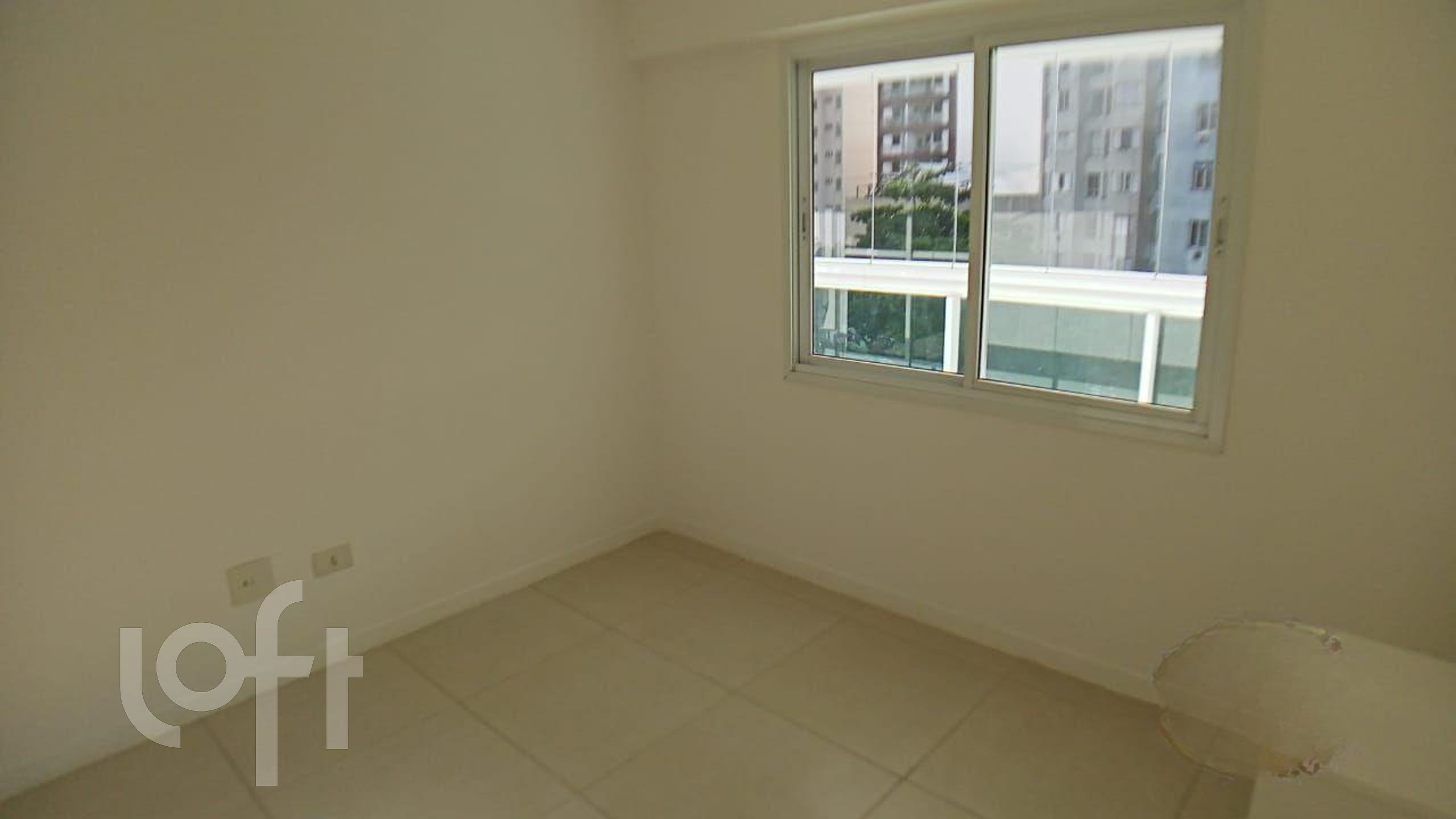 Apartamento à venda com 3 quartos, 97m² - Foto 19