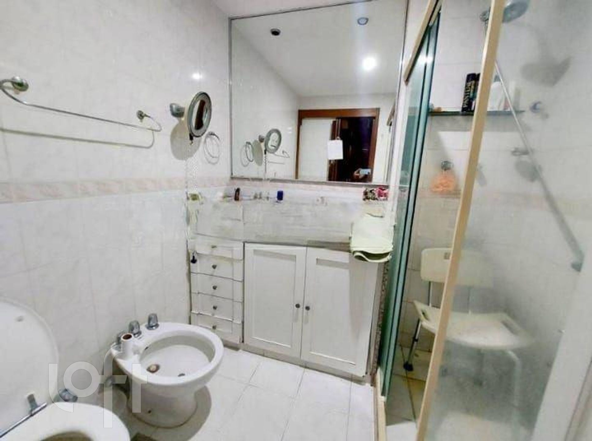 Apartamento à venda com 3 quartos, 140m² - Foto 9