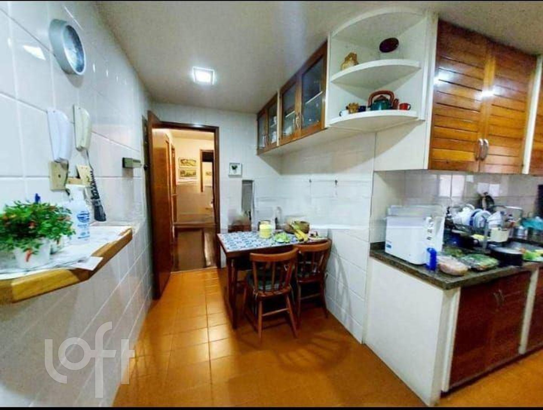 Apartamento à venda com 3 quartos, 140m² - Foto 11