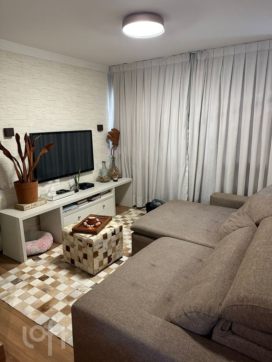 Apartamento à venda com 2 quartos, 72m² - Foto 1