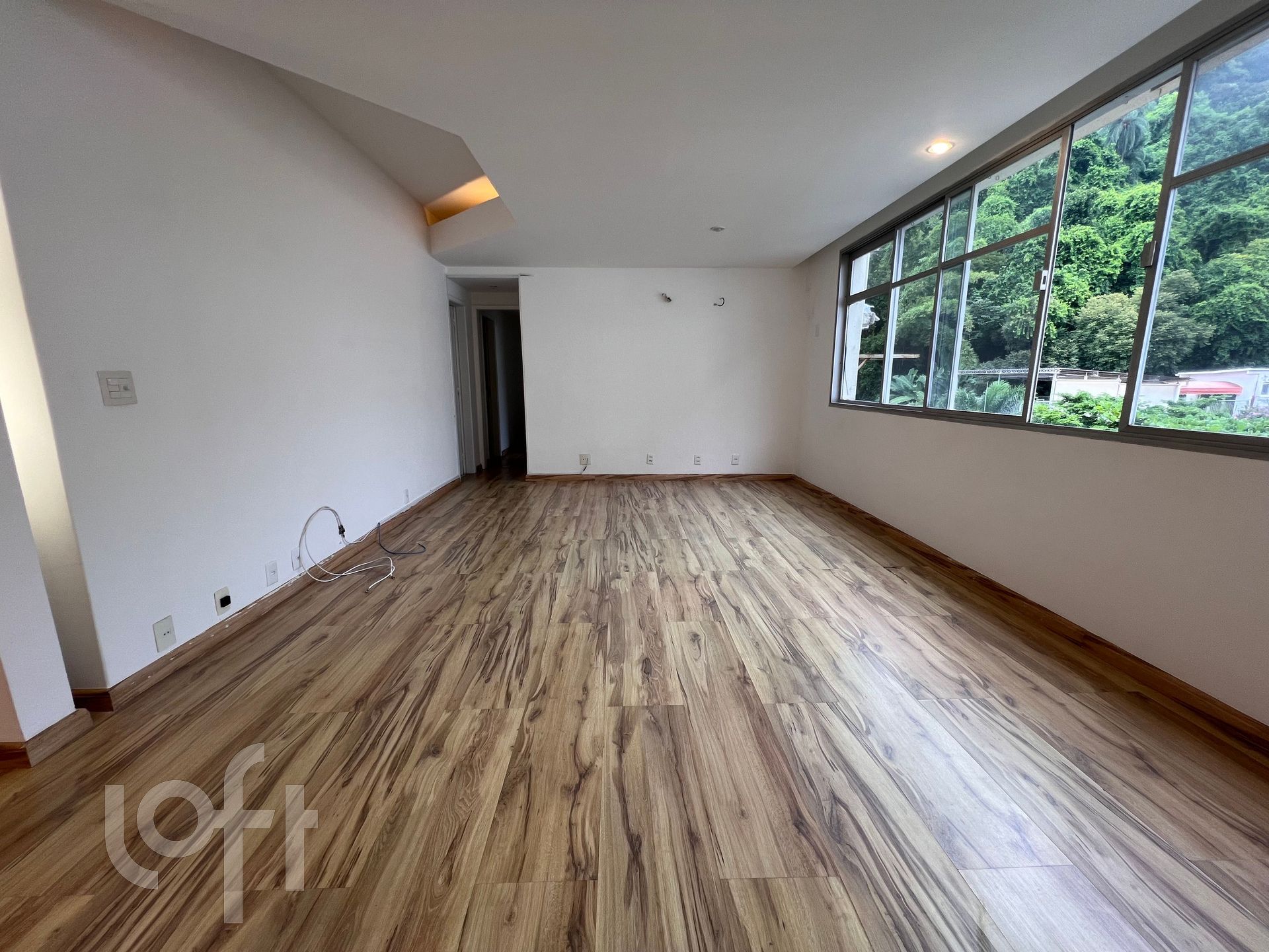 Apartamento à venda com 2 quartos, 108m² - Foto 7