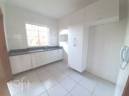 Casa à venda com 3 quartos, 85m² - Foto 6