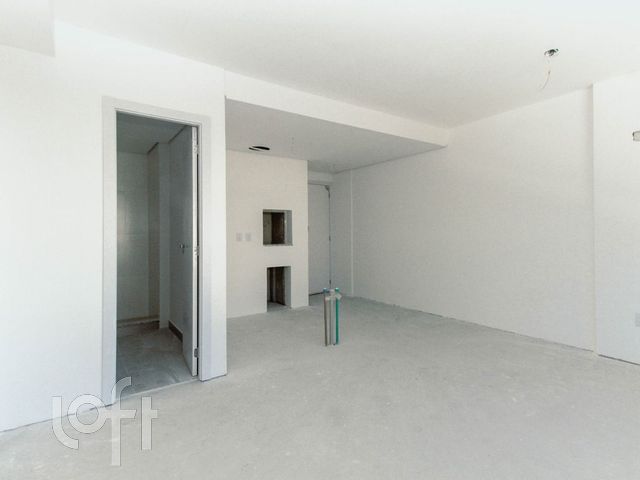 Apartamento com 30m², 1 dormitório, Floresta em Porto Alegre