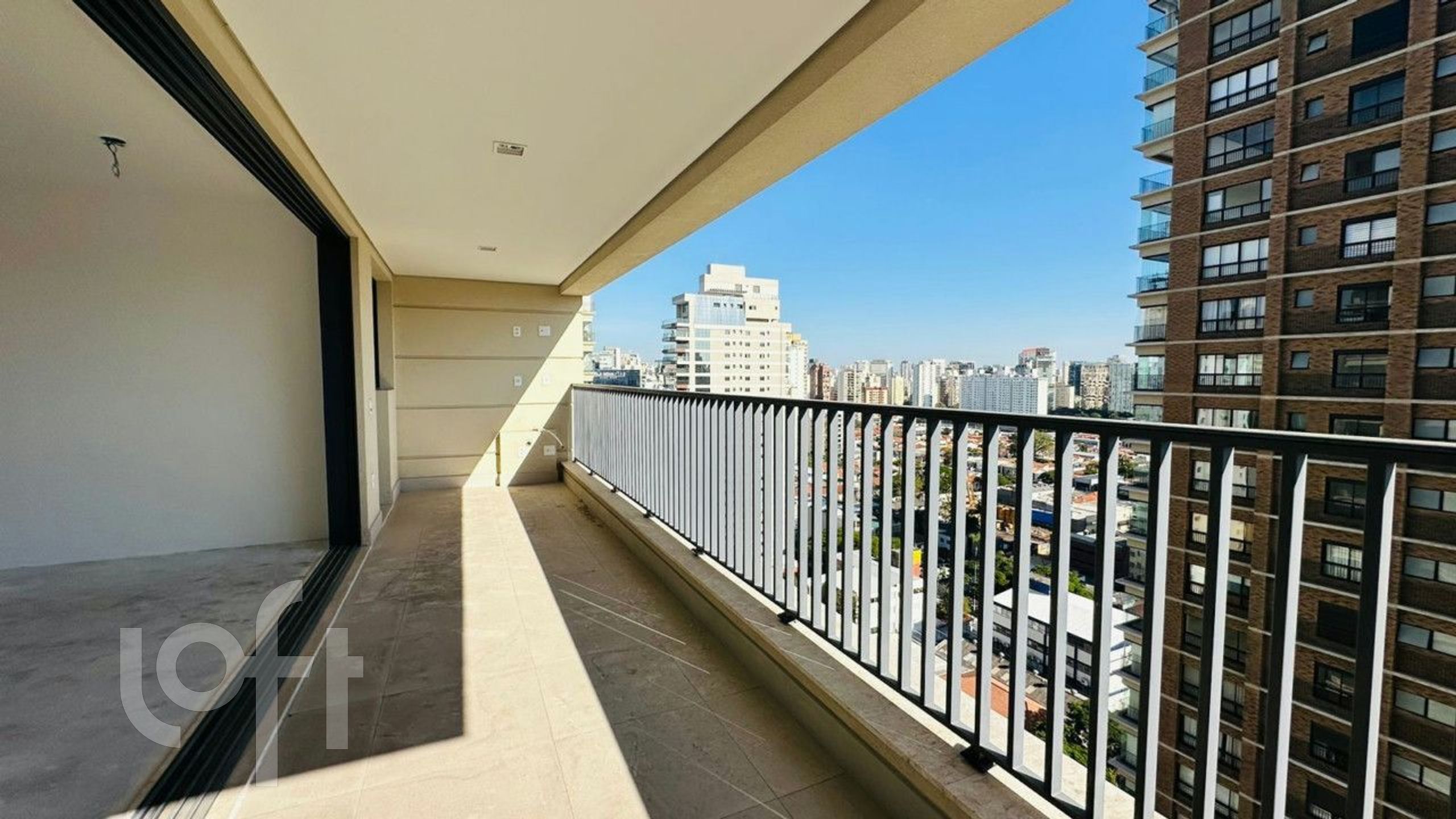 Apartamento à venda com 3 quartos, 154m² - Foto 23