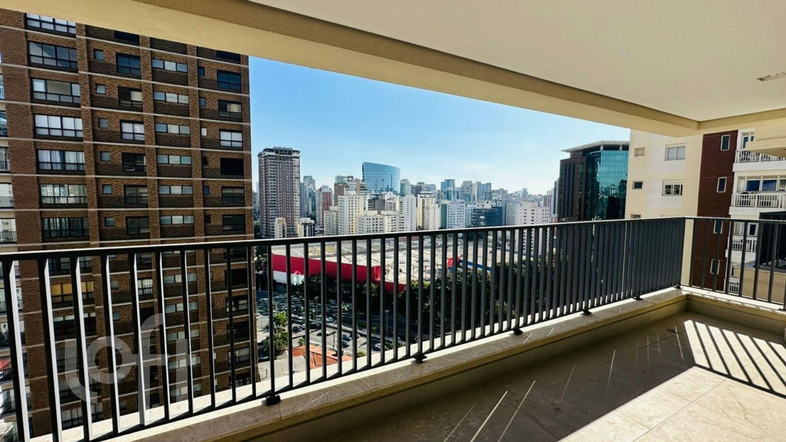 Apartamento à venda com 3 quartos, 154m² - Foto 22