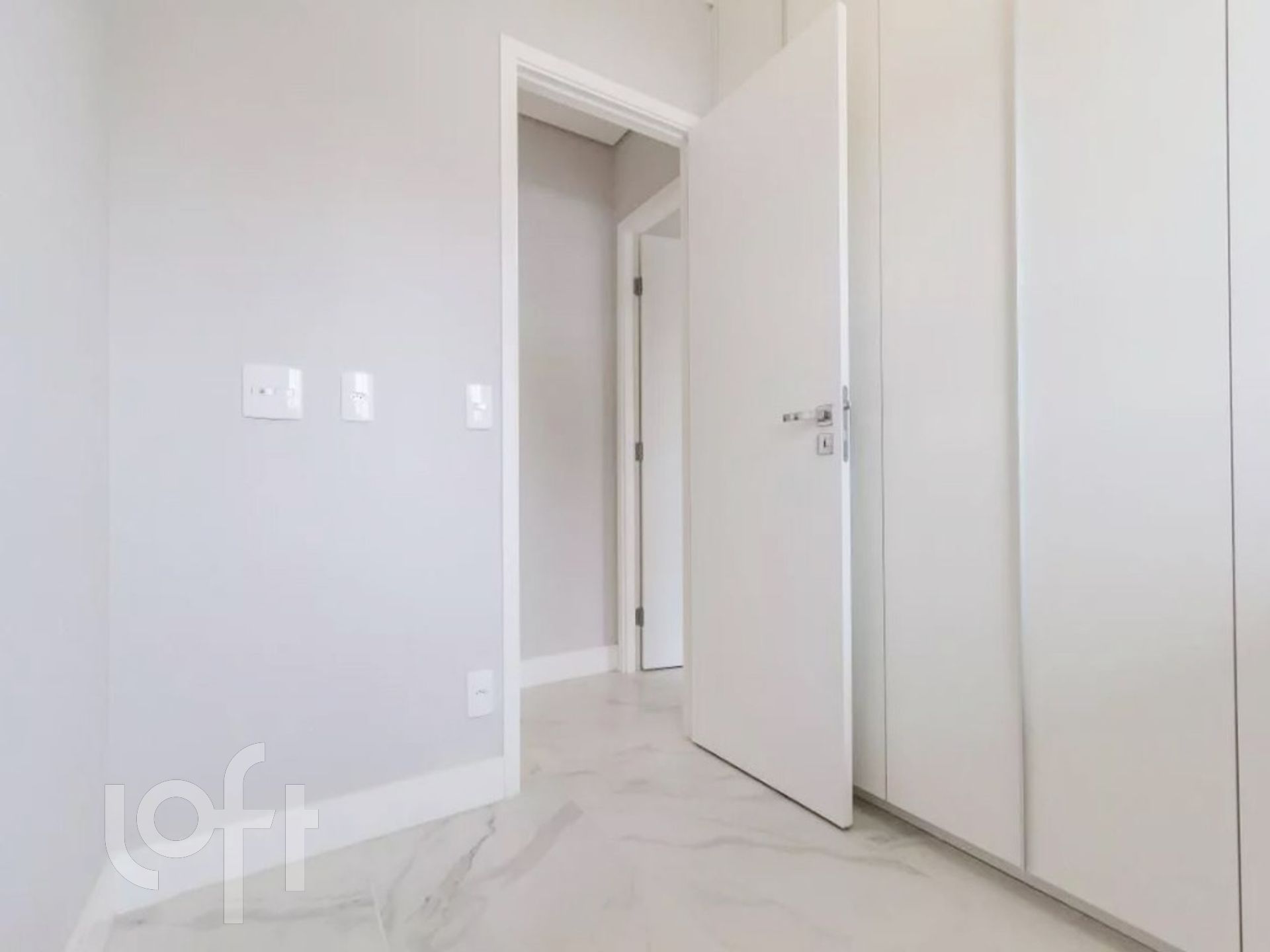 Apartamento à venda com 2 quartos, 65m² - Foto 19