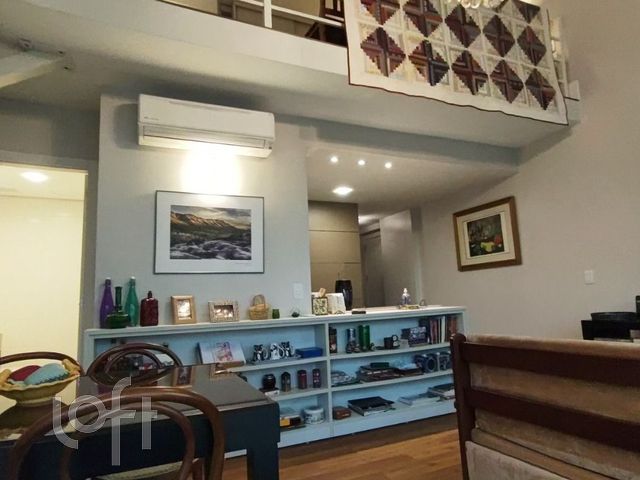 Apartamento com 63m², 1 dormitório, 1 suíte, 2 vagas, Praia de Belas em Porto Alegre