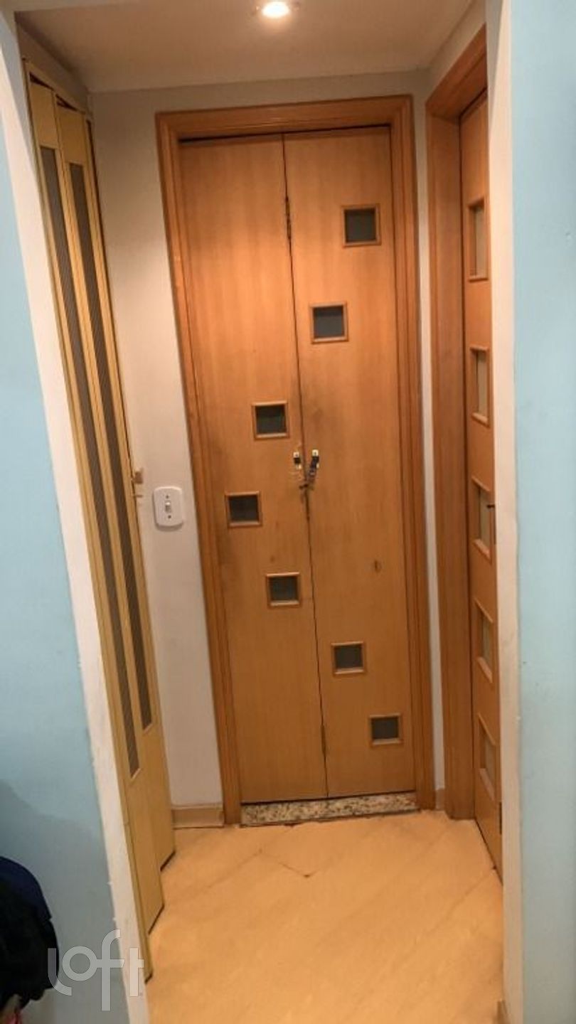 Apartamento à venda com 2 quartos, 42m² - Foto 13