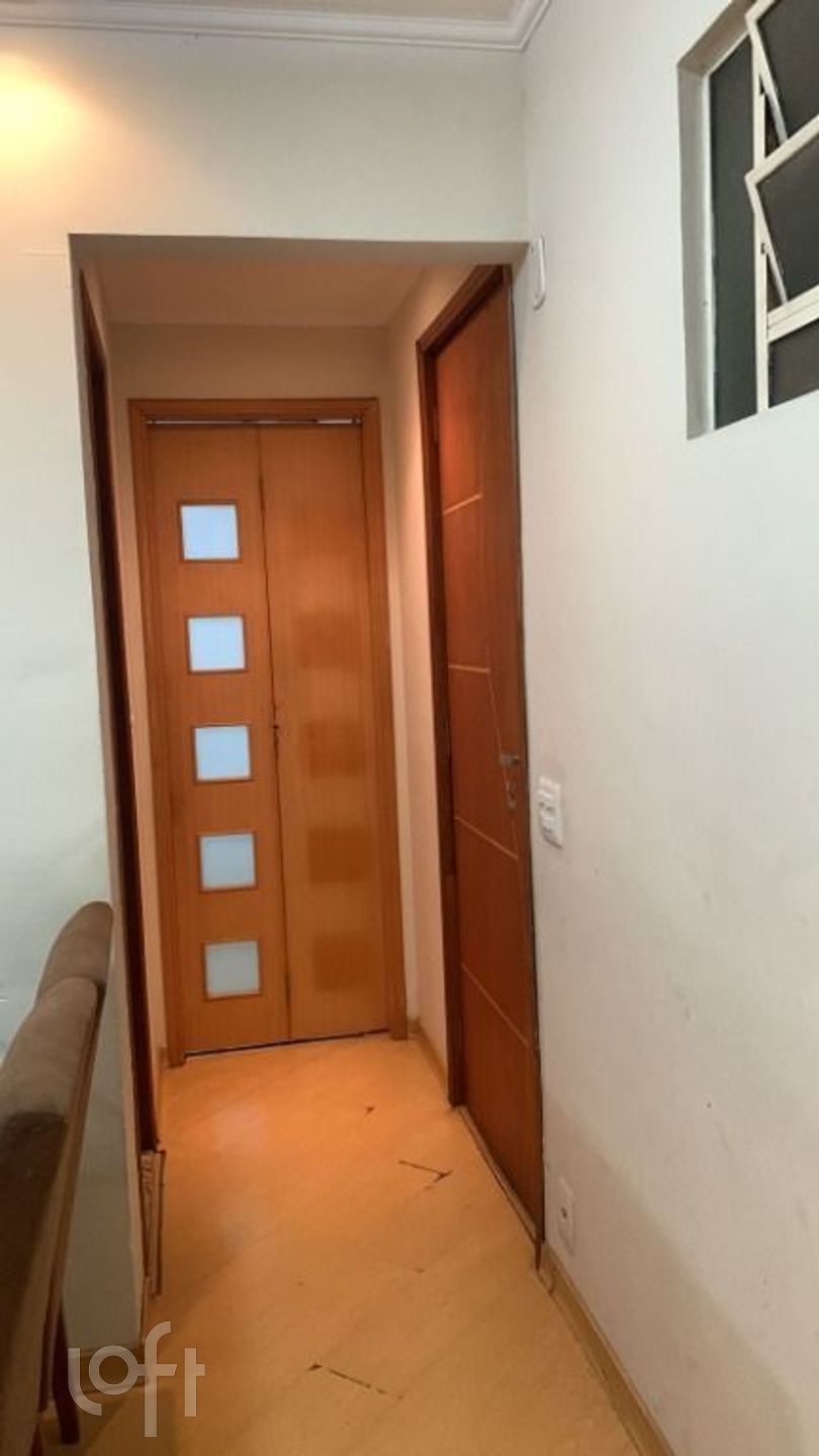 Apartamento à venda com 2 quartos, 42m² - Foto 9