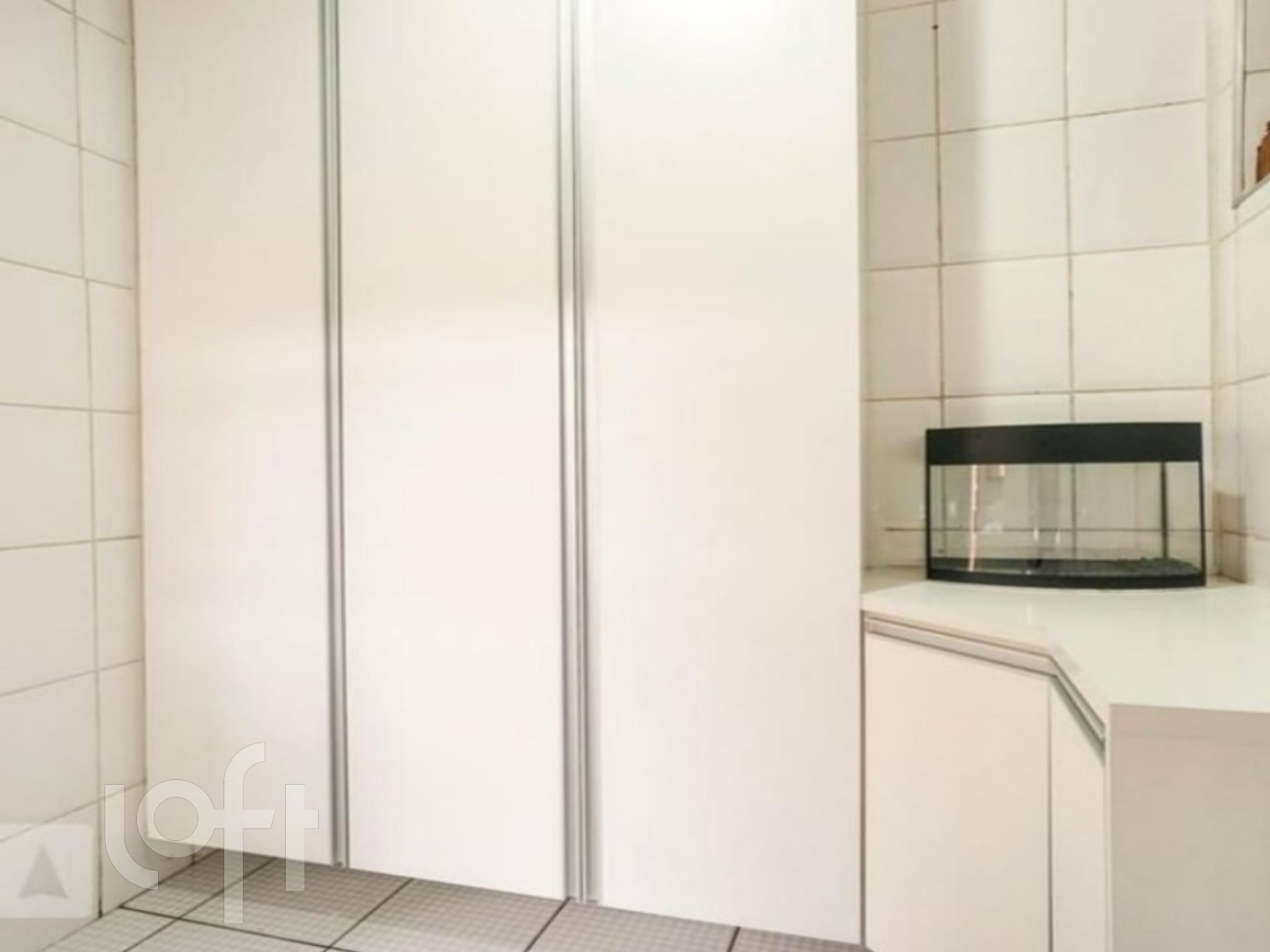 Casa à venda com 2 quartos, 190m² - Foto 2