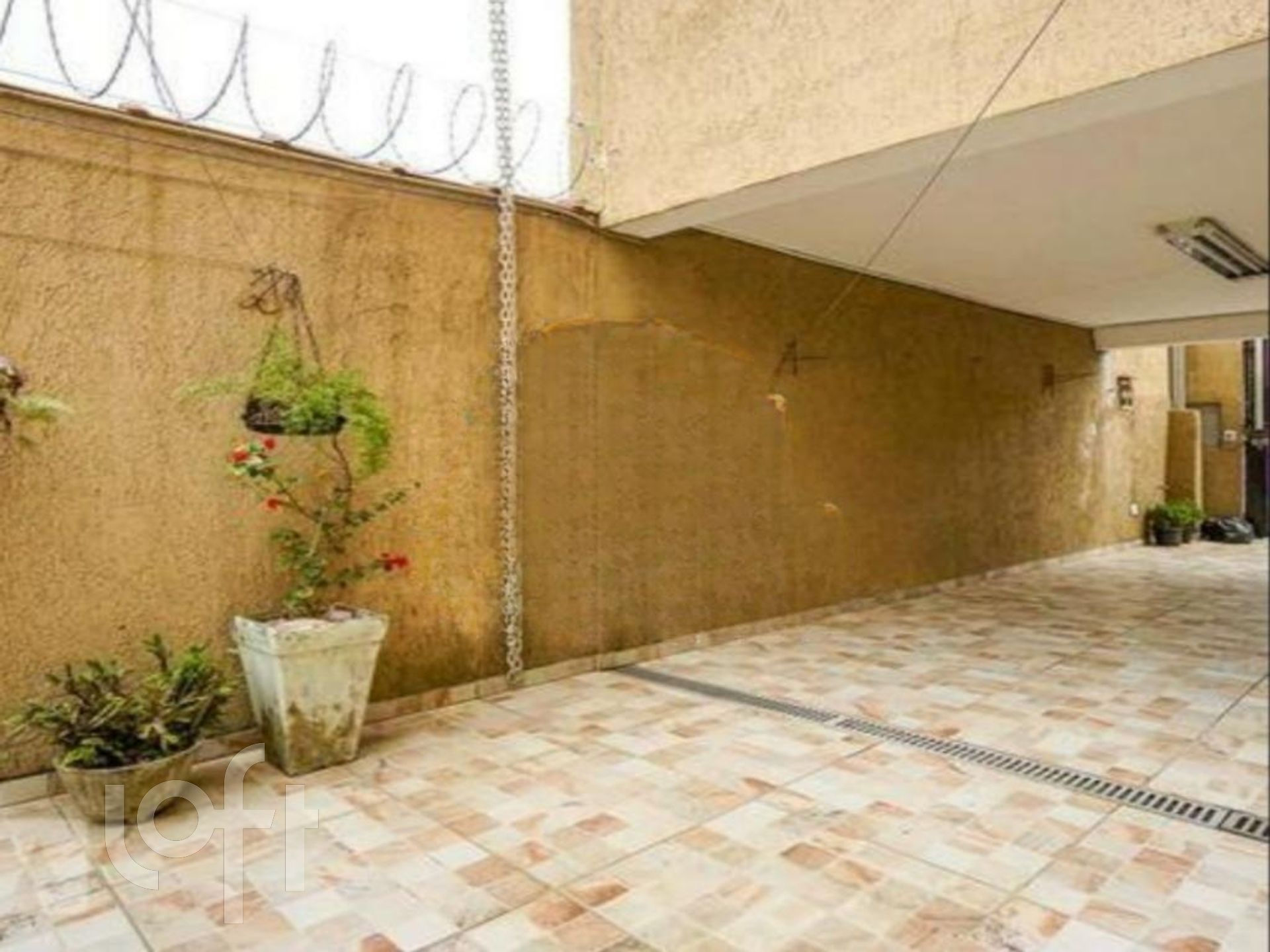 Casa à venda com 2 quartos, 190m² - Foto 8