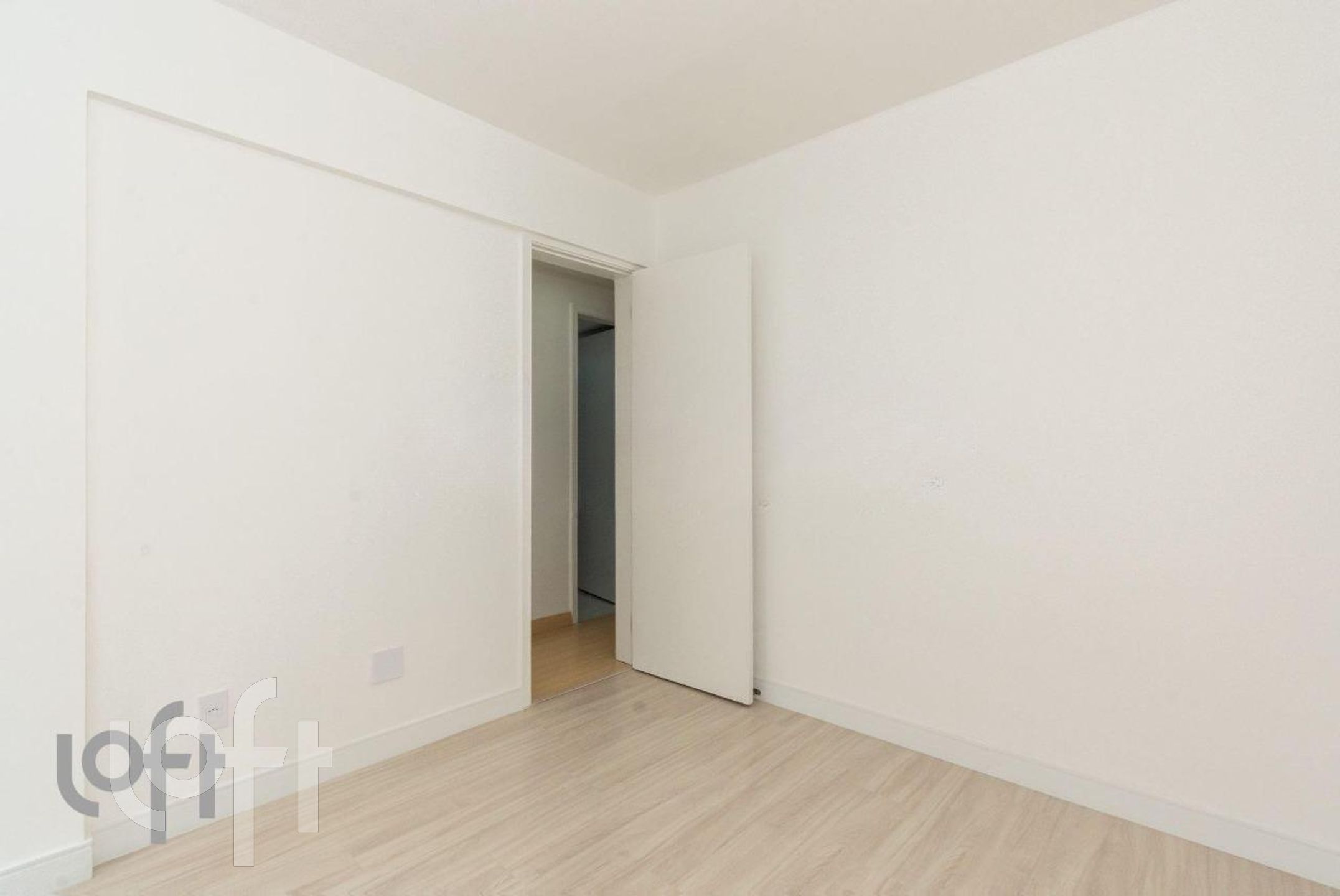 Apartamento à venda com 3 quartos, 80m² - Foto 15