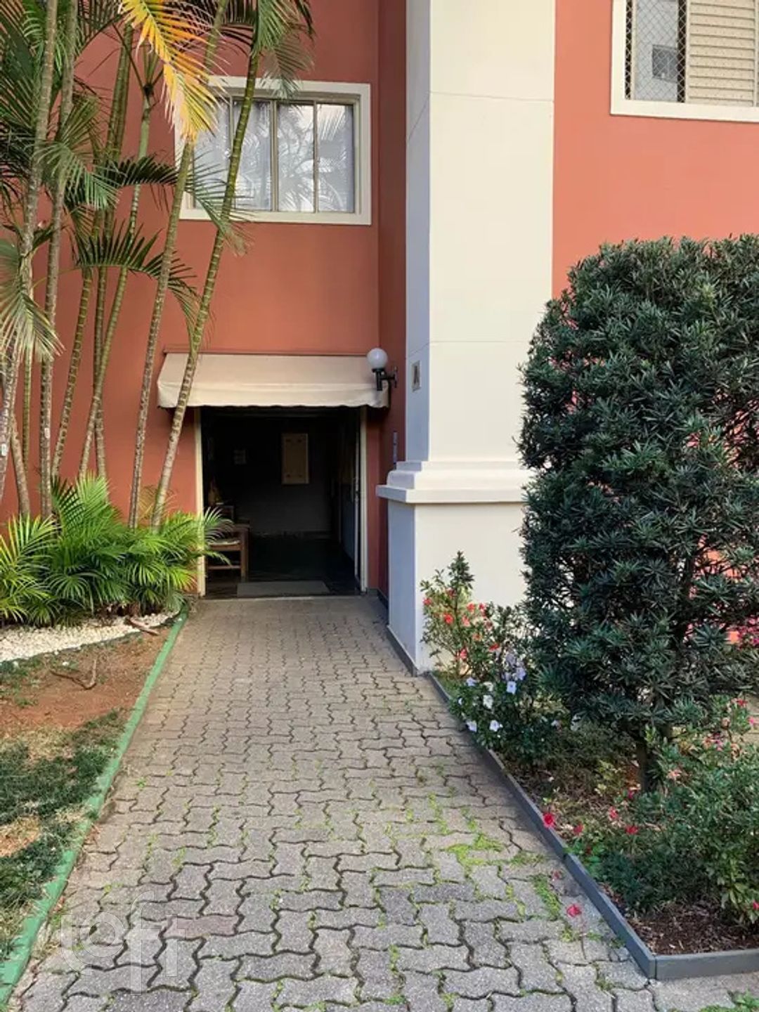 Apartamento à venda com 3 quartos, 75m² - Foto 11