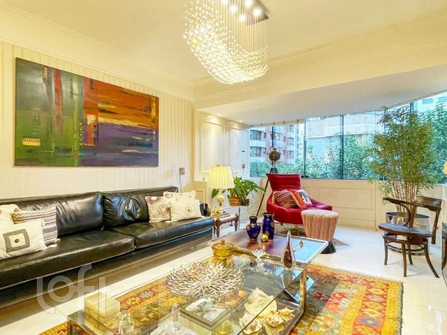 Apartamento com 318m², 3 dormitórios, 1 suíte, 3 vagas, Bela Vista em Porto Alegre