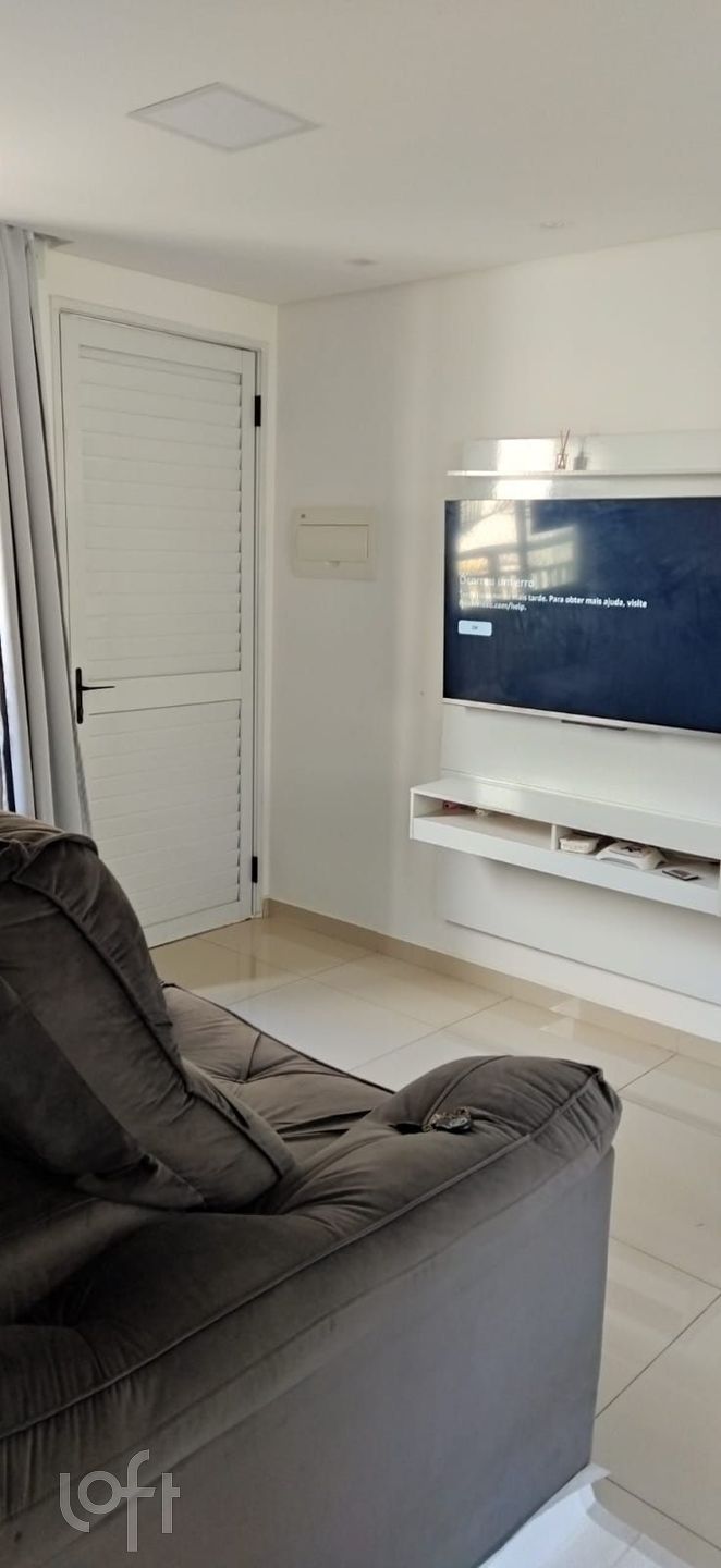 Apartamento à venda com 2 quartos, 43m² - Foto 3